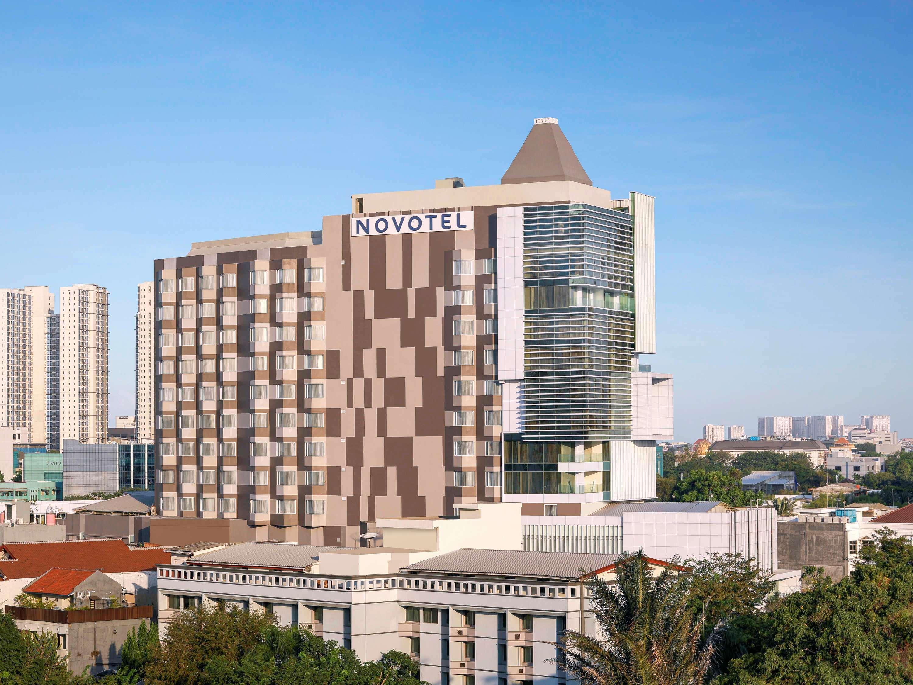 Novotel Jakarta Cikini Екстериор снимка